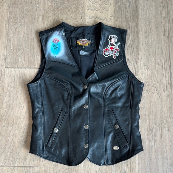 Harley-Davidson Jackets & Blazers - Harley-Davidson Women’s Medium Airbrushed Rose Betty Boop Vest